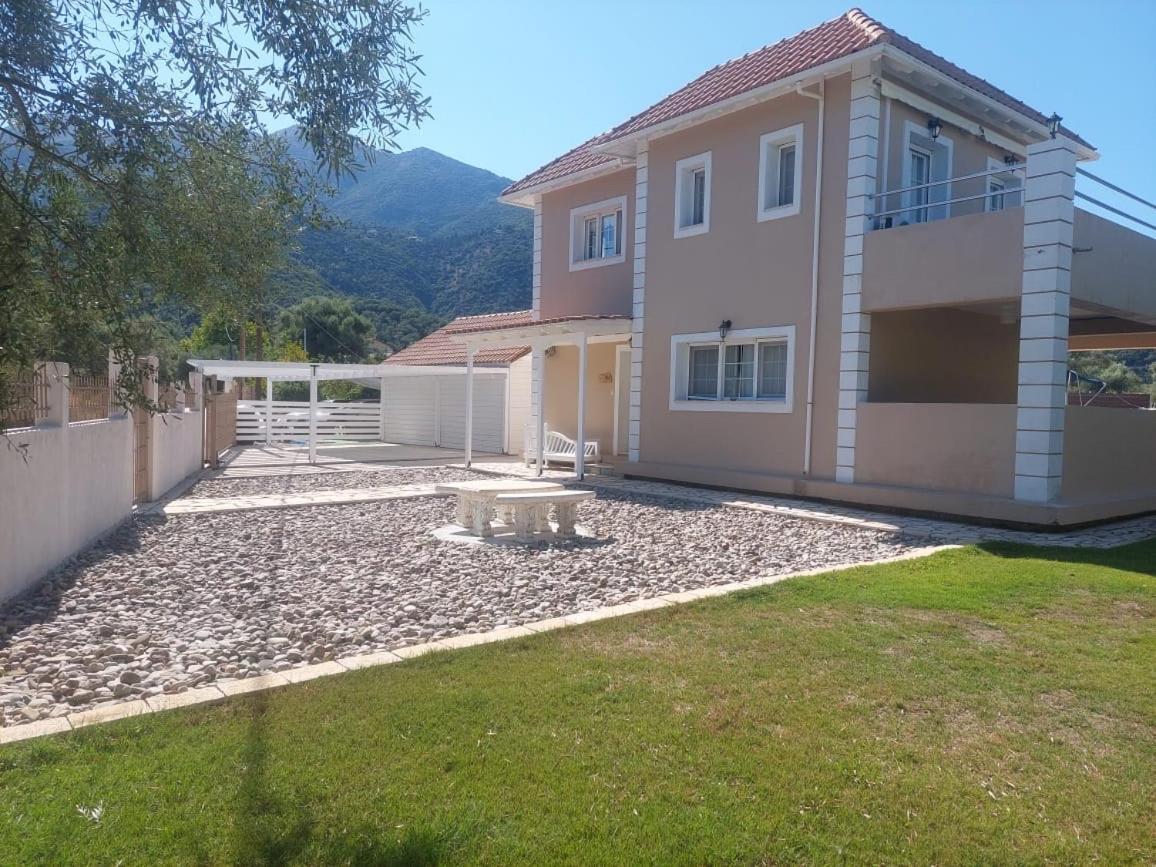 Villa Morris Nydri  Esterno foto